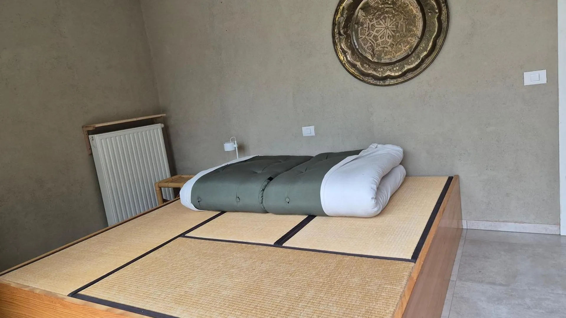 Ryokan Met Futon Остенде Бельгия